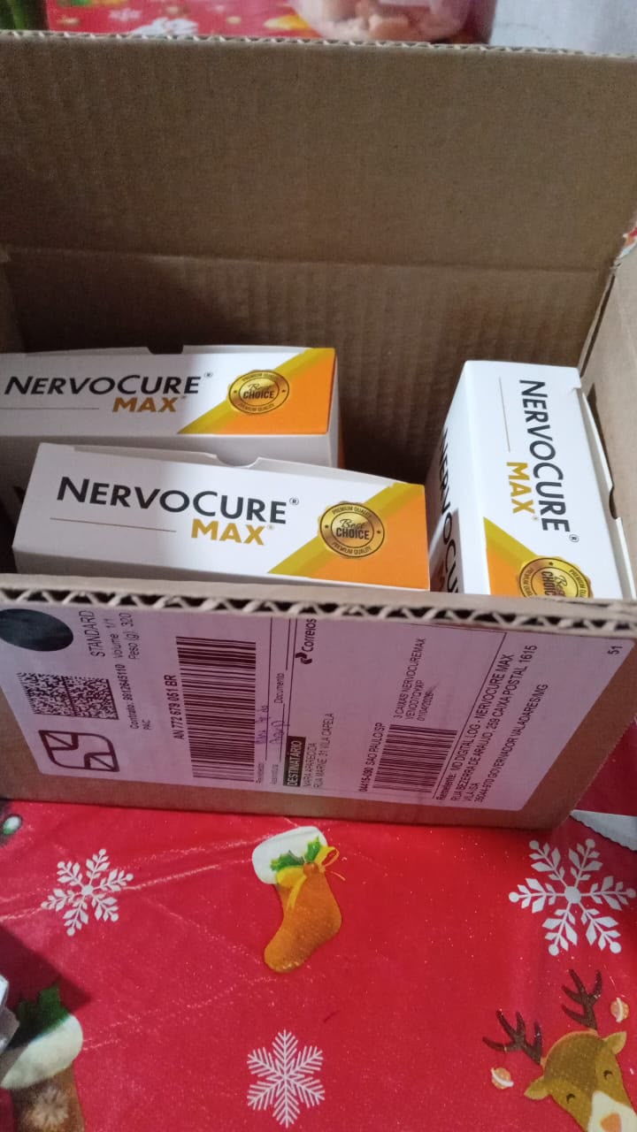 Caixas de NervoCure Max embaladas em caixa dos Correios pronta para envio